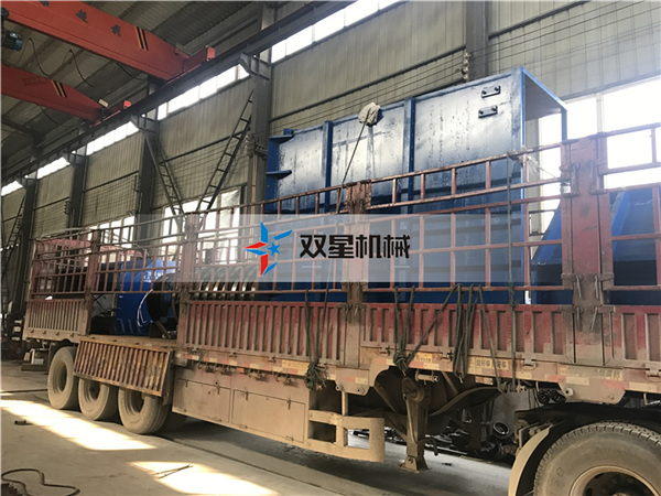 皓星<a href='http://m.huashiji.cn/1/55.html' target='_blank'><span>斷橋鋁粉碎機</span></a>設備發(fā)貨現(xiàn)場