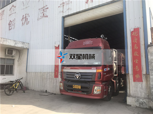 皓星鋁加工粉碎機(jī)設(shè)備發(fā)貨現(xiàn)場(chǎng)