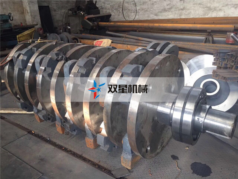 廢鋁粉碎機(jī)<a href='http://m.huashiji.cn/case/501.html' target='_blank'><span>錘頭</span></a>