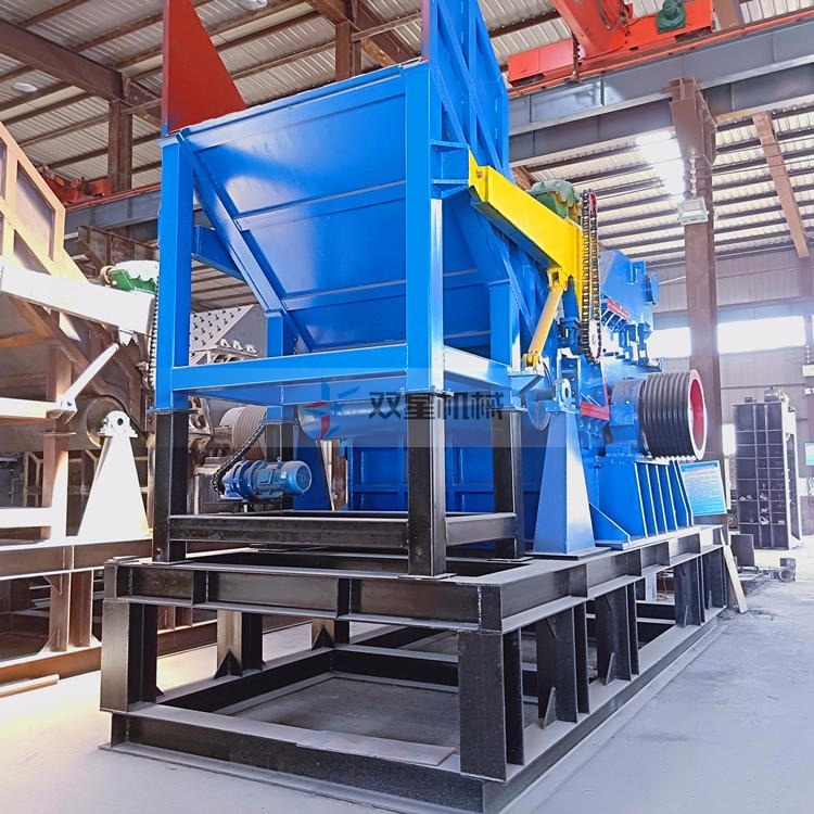 金屬粉碎機廠家關(guān)于<a href='http://m.huashiji.cn/case/501.html' target='_blank'><span>錘頭</span></a>及整機結(jié)構(gòu)的優(yōu)化設(shè)計