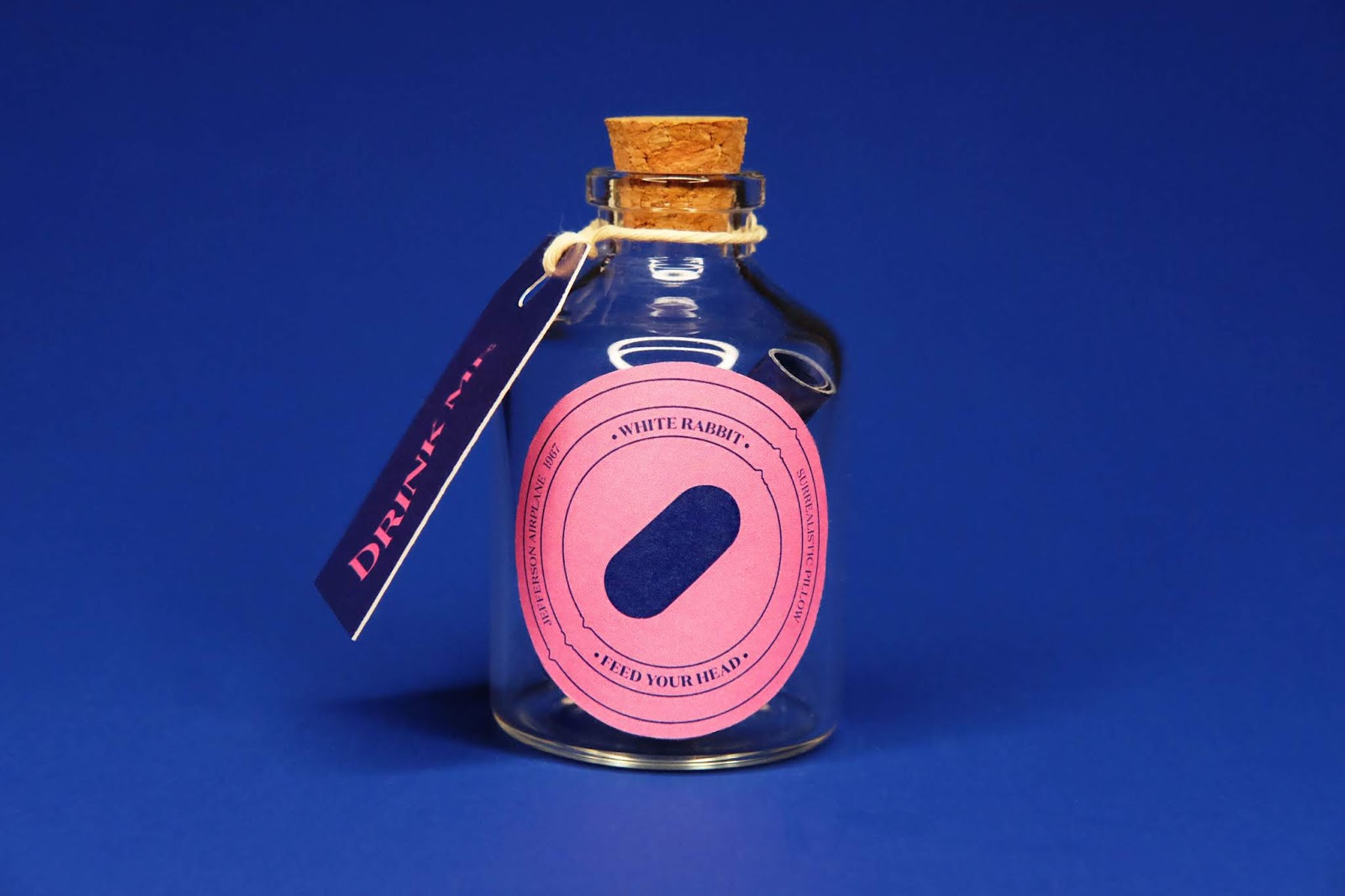 北京小酒包裝設(shè)計(jì)歌詞瓶(圖2) 北京小酒包裝設(shè)計(jì)歌詞瓶(圖2)