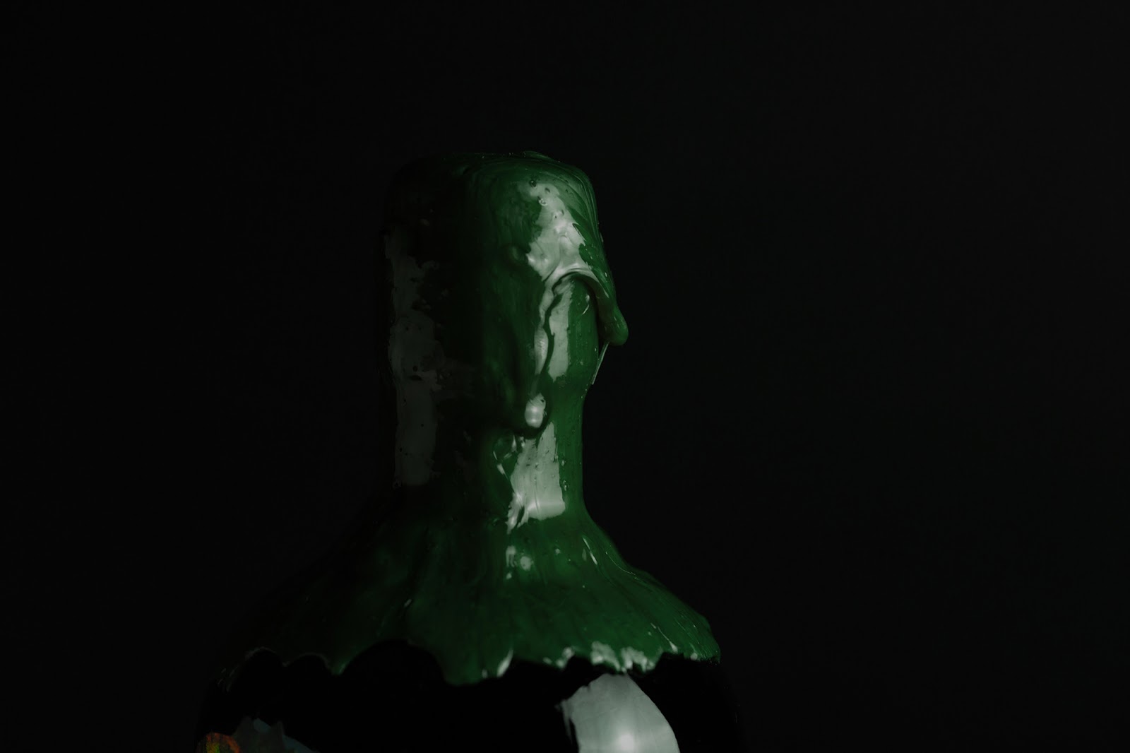 東營酒包裝設(shè)計這款看著很原始叢林(圖4)