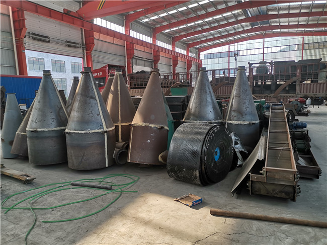 金屬破碎機(jī)生產(chǎn)線生產(chǎn)現(xiàn)場實(shí)拍