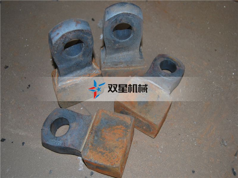 金屬破碎機(jī)<a href='http://m.huashiji.cn/case/501.html' target='_blank'><span>錘頭</span></a>