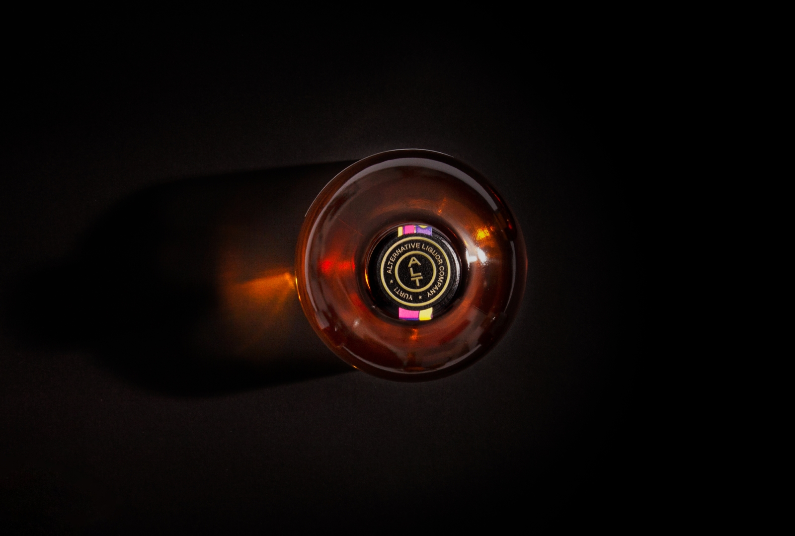 愛爾蘭威士忌包裝設(shè)計(jì)參考(圖4) 愛爾蘭威士忌包裝設(shè)計(jì)參考(圖4)