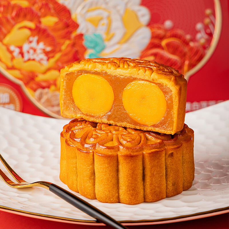 趣香 雙黃白蓮蓉廣式月餅 700g 禮盒裝包裝禮盒產(chǎn)品包裝創(chuàng)意設計欣賞(圖2)