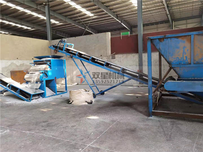 鐵屑粉碎機生產(chǎn)線