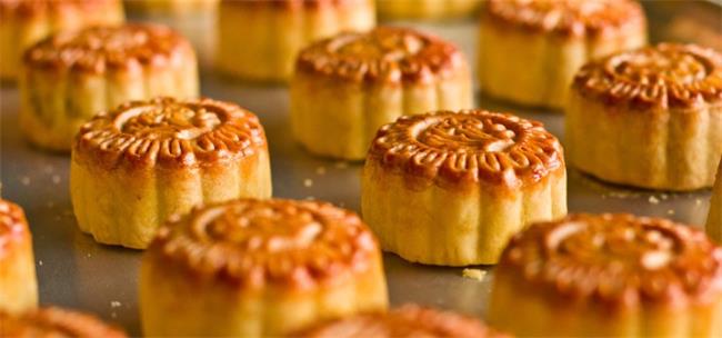 頤香齋月餅 頤香齋食品包裝設(shè)計(jì)欣賞(圖2)